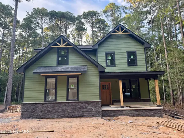 1057 Greenbriar Drive, Vass, NC 28394