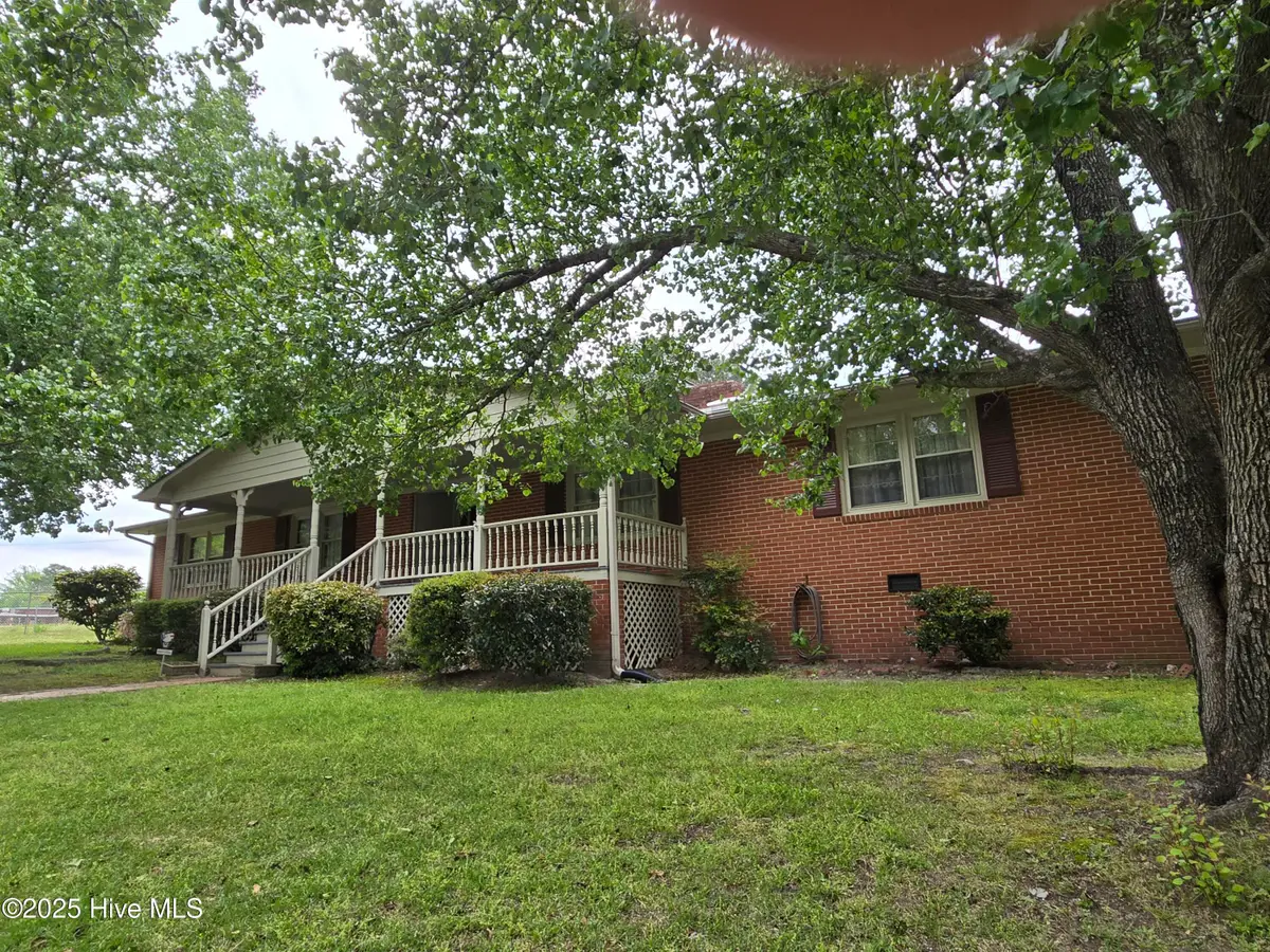 705 School Drive, Williamston, NC 27892 - Image #1