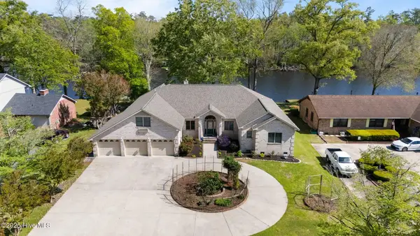 220 Shoreline Drive, New Bern, NC 28562