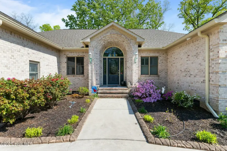 220 Shoreline Drive, New Bern, NC 28562 - Image #3