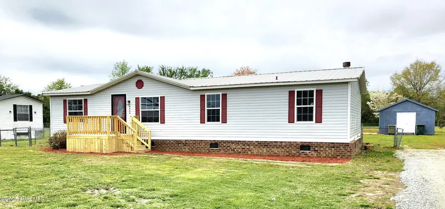 8126 Tedder Road, Lucama, NC 27851 - Image #2