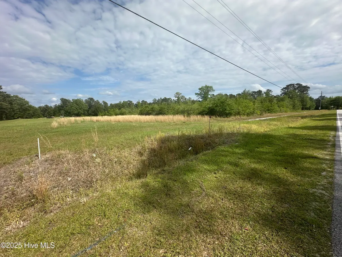 000 Coston Road, Richlands, NC 28574 - Image #1