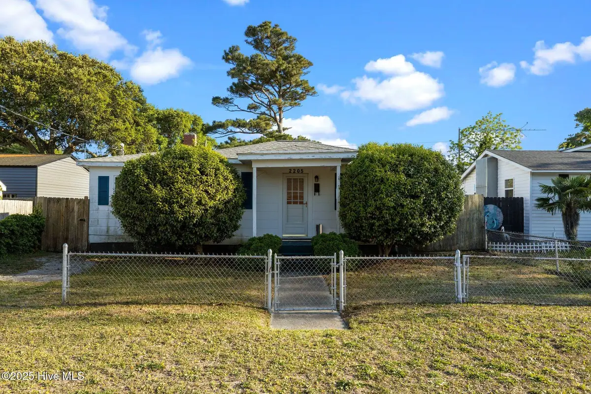 2205 Bay Street, Morehead City, NC 28557 - Image #1