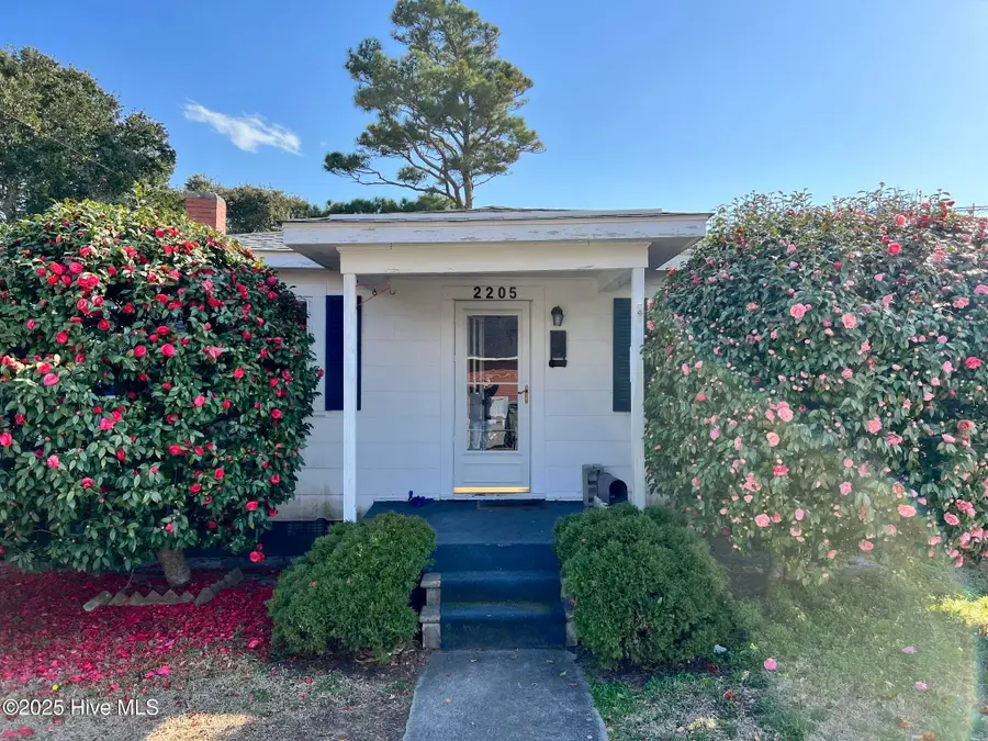 2205 Bay Street, Morehead City, NC 28557 - Image #3