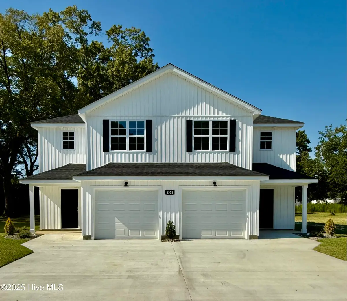 4371 W West Pine Street #B, Farmville, NC 27828 - Image #1