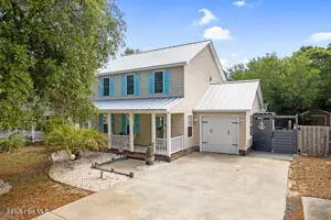 124 NE 15th Street, Oak Island, NC 28465 - Image #2
