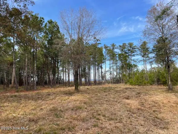 257 Garbacon Drive Drive, Beaufort, NC 28516