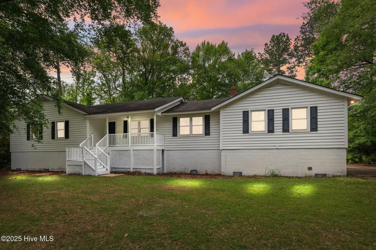 105 Country Place, Washington, NC 27889 - Image #1