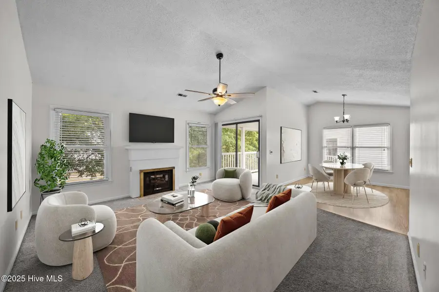 123 W Victoria Court #F, Greenville, NC 27834 - Image #2