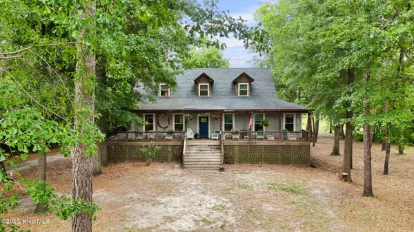 901 Riverview Drive, Burgaw, NC 28425