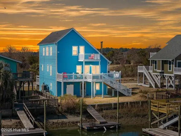 154 Sand Dollar Street, Holden Beach, NC 28462