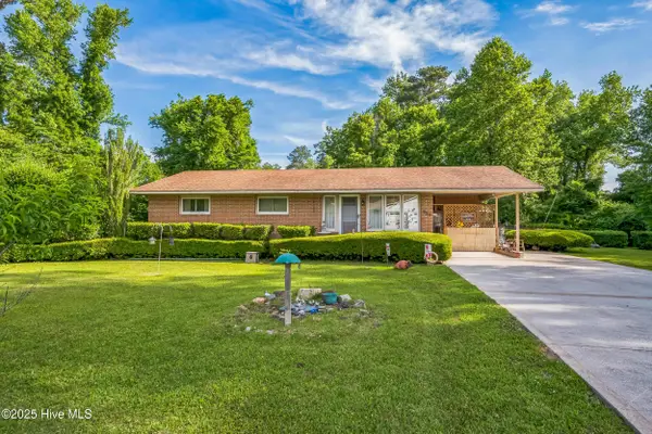 525 Edwards Road, Jacksonville, NC 28540