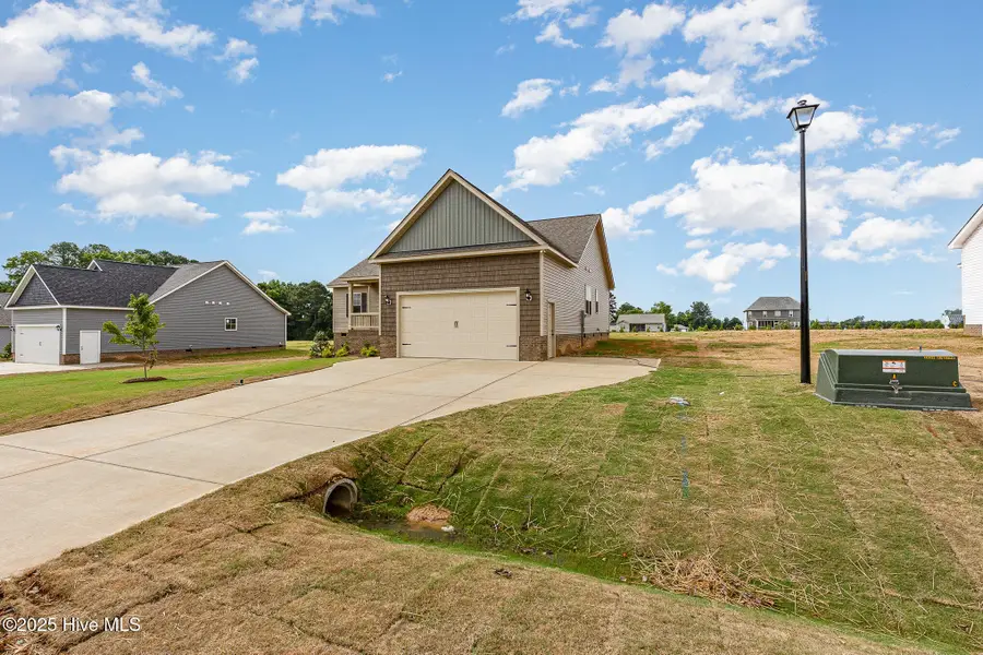 112 Royal Avenue, Selma, NC 27576 - Image #2