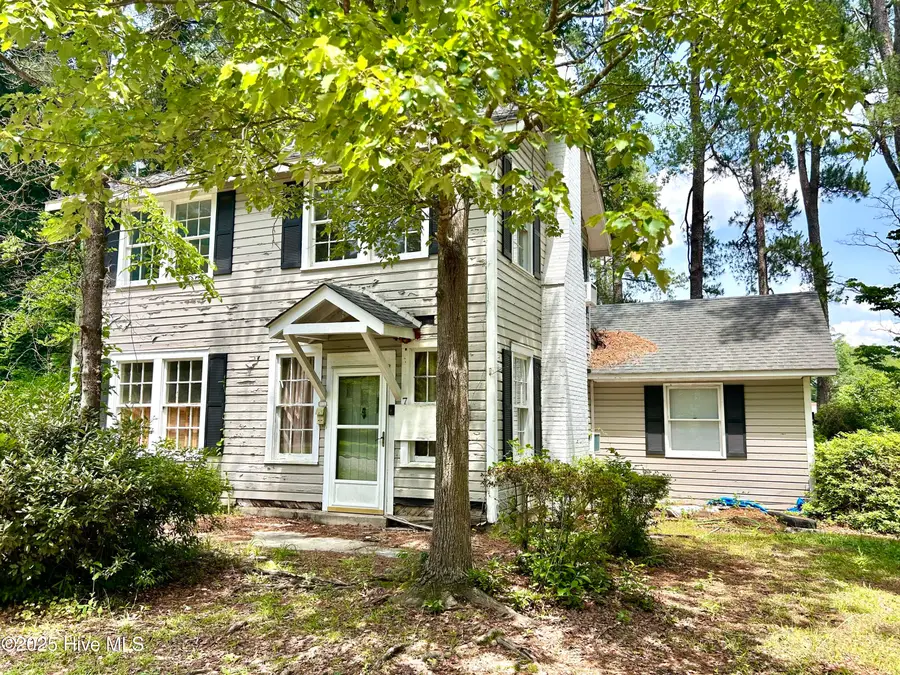 736 Richmond Street, Laurinburg, NC 28352 - Image #2