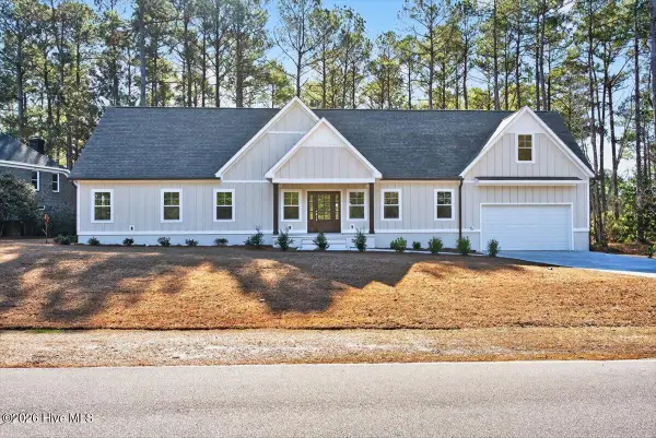 355 S Middleton Drive Nw, Calabash, NC 28467