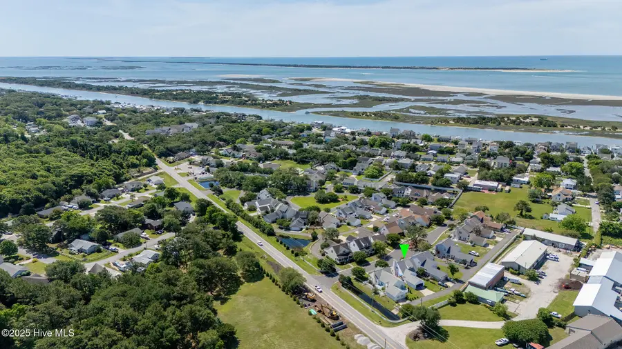 102 Macgregor Drive, Beaufort, NC 28516 - Image #2