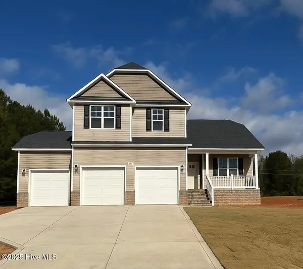 203 Uwharrie Way, Sanford, NC 27330