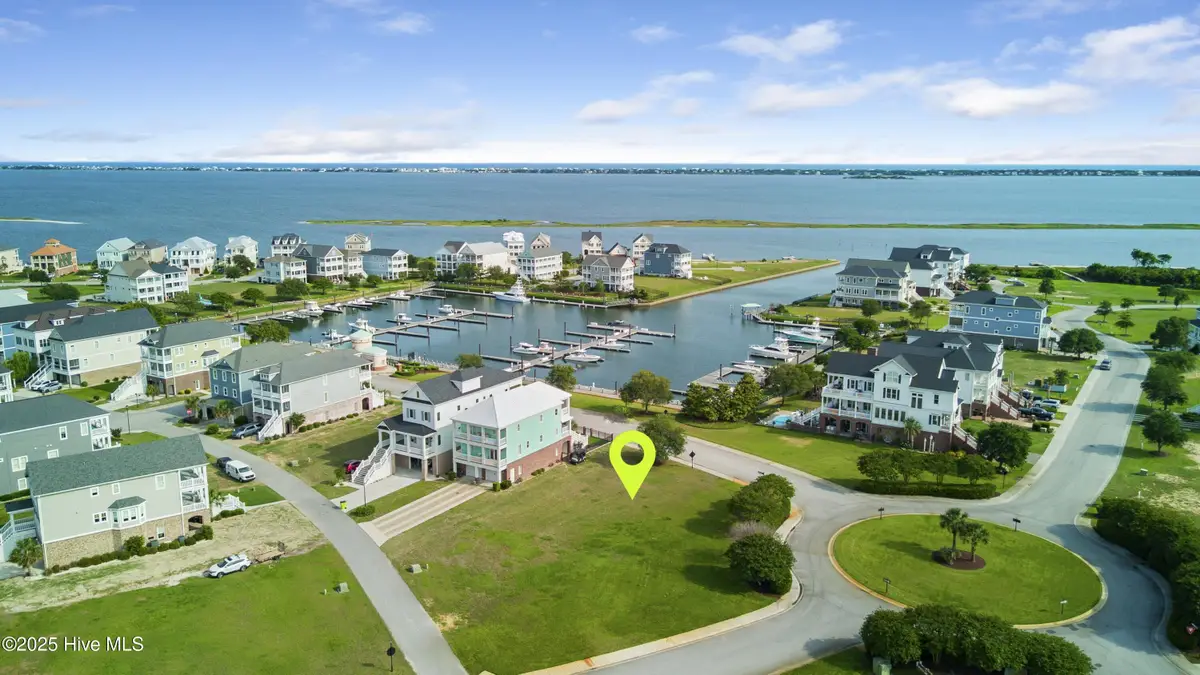 818 Cannonsgate Drive, Newport, NC 28570 - Image #1