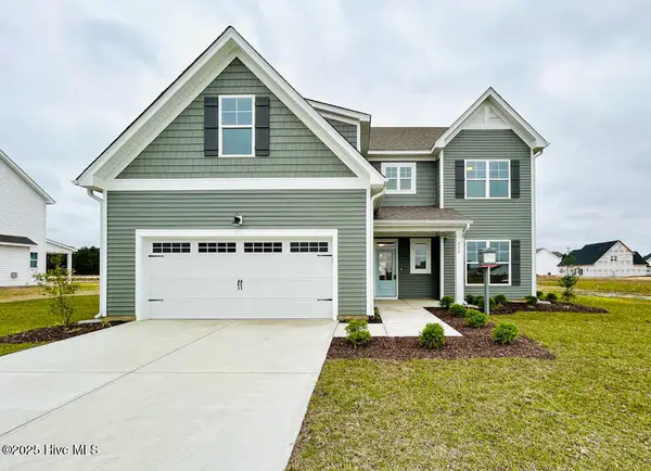 802 Tupelo Tree Drive, Hubert, NC 28539