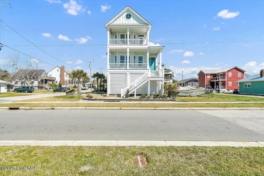 209 S 11th Street, Morehead City, NC 28557 - Image #2