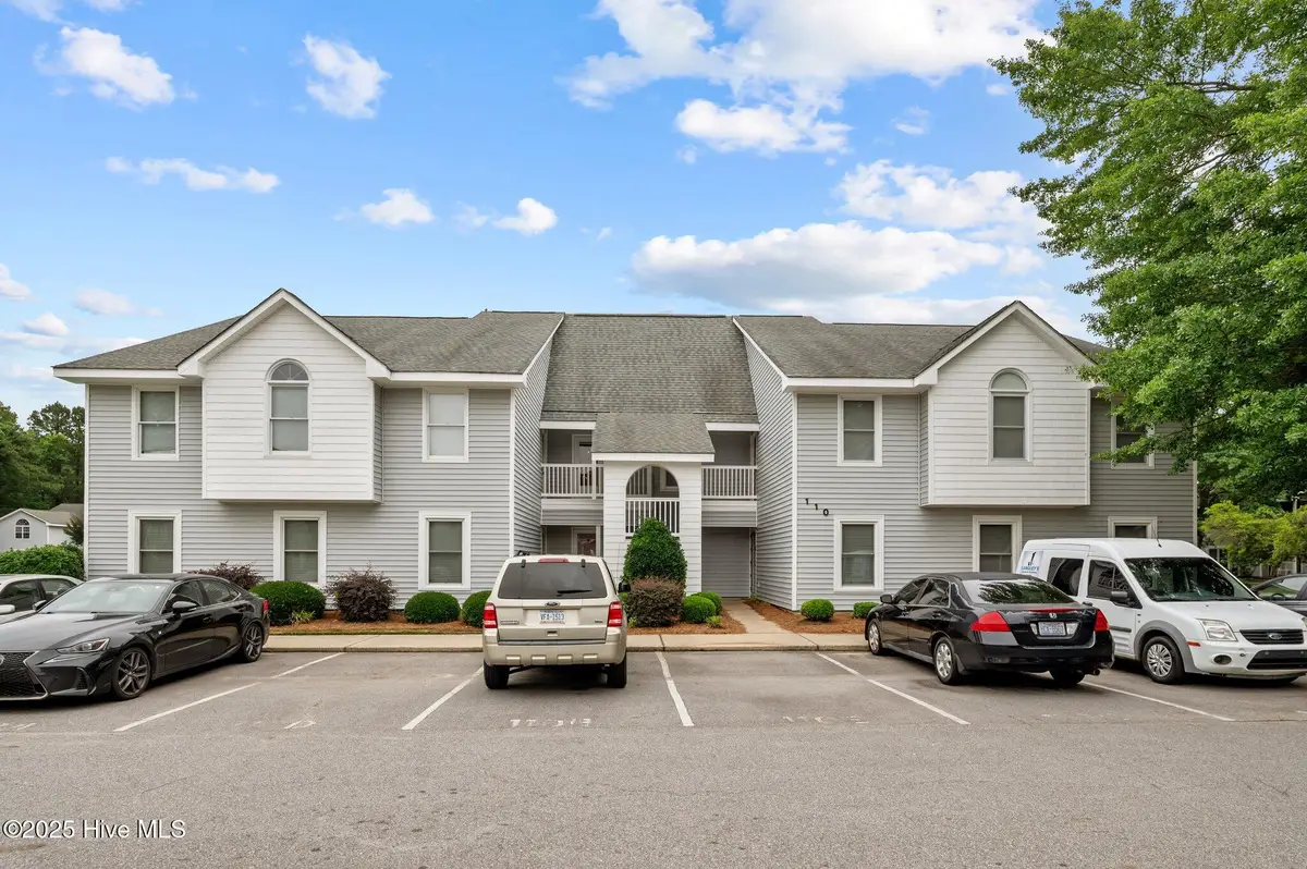110 W Victoria Court #E, Greenville, NC 27834 - Image #1