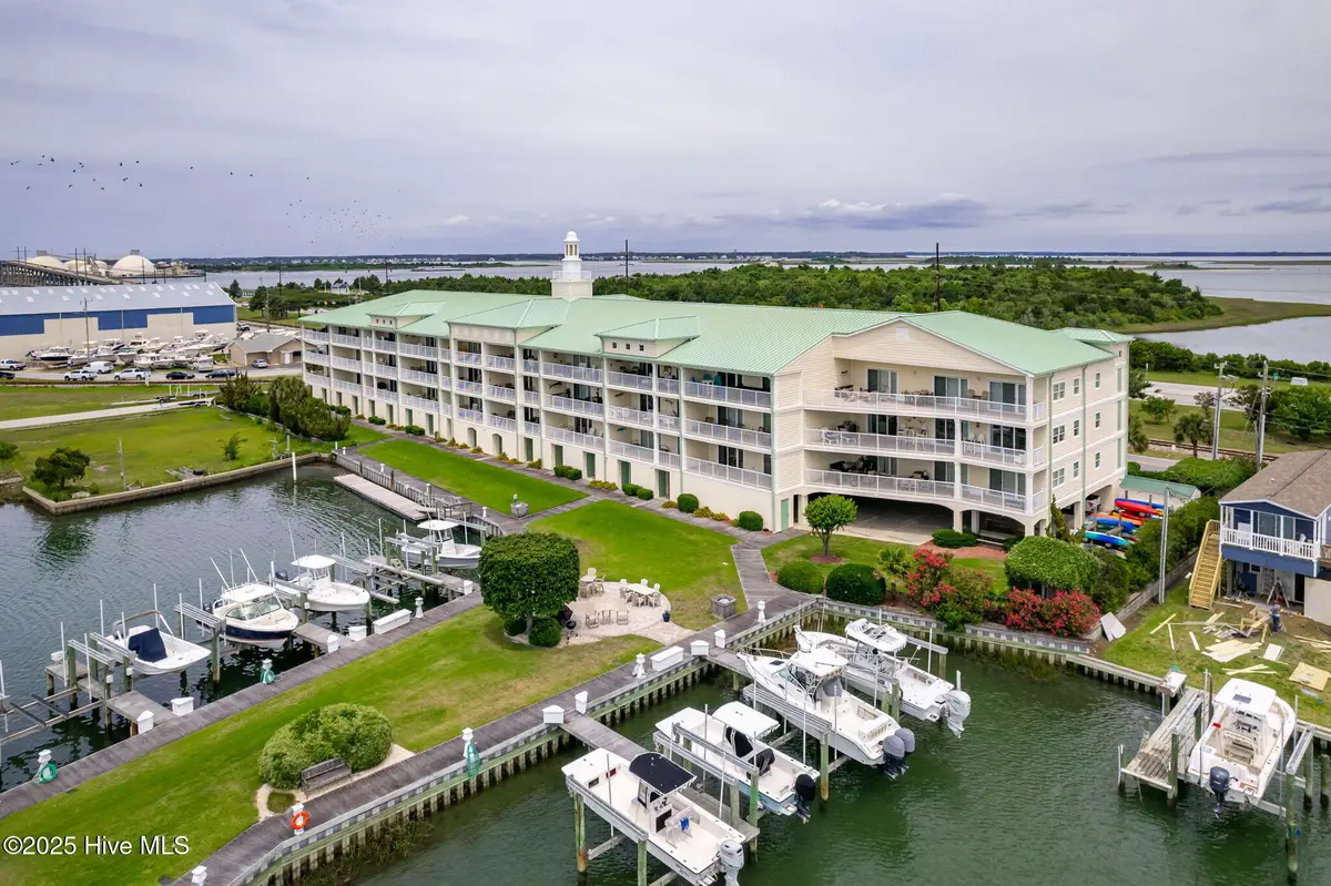 212 Old Causeway Road #107 Morgan Creek Landing, Beaufort, NC 28516 - Image #1