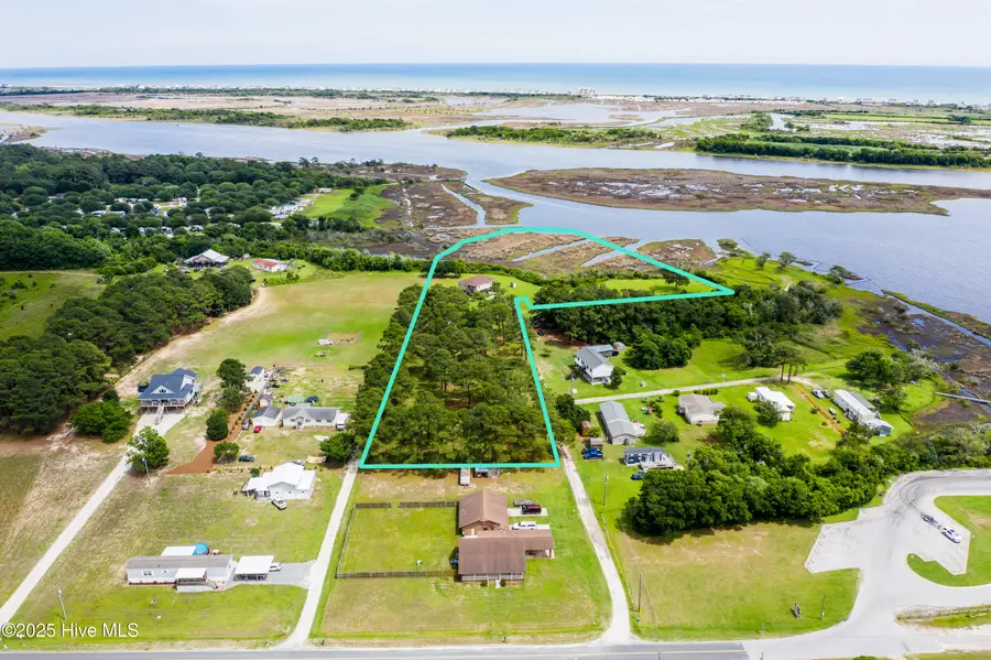 301 Intracoastal Court, Sneads Ferry, NC 28460 - Image #2