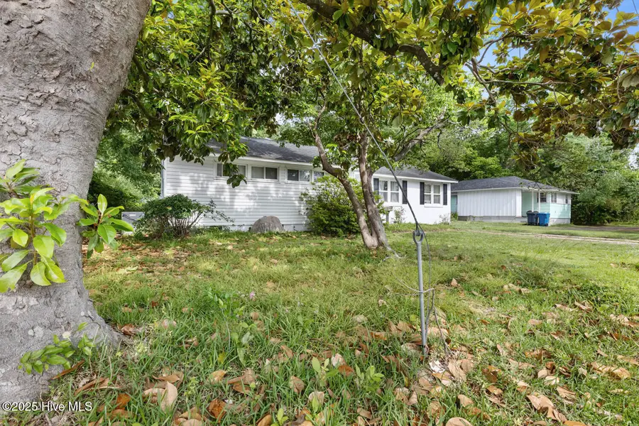 608 Henderson Drive, Jacksonville, NC 28540 - Image #3