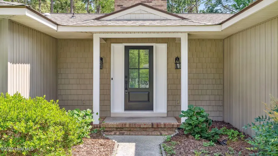 255 Stoneyfield Drive, Southern Pines, NC 28387 - Image #2