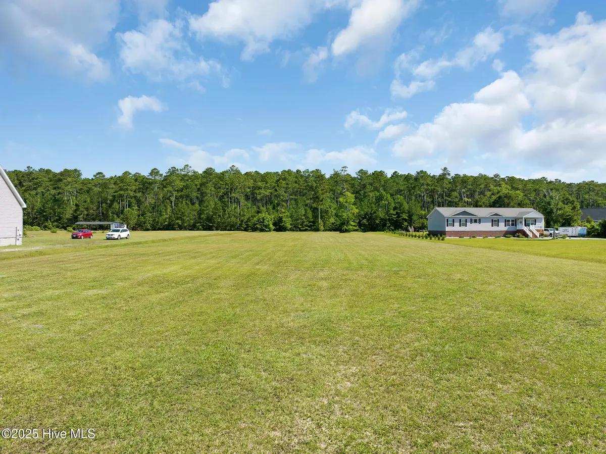 303 Mayflower Drive, Newport, NC 28570 - Image #1