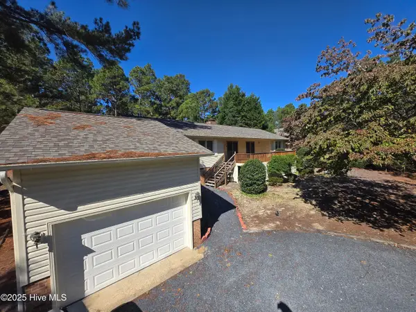 102 Thistle Lane, West End, NC 27376