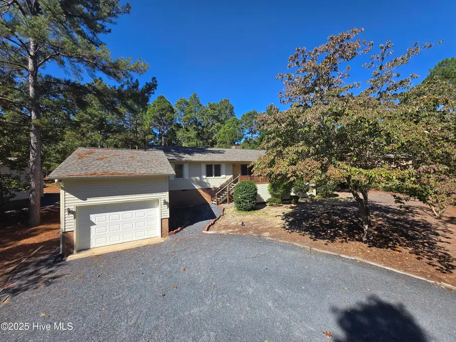102 Thistle Lane, West End, NC 27376 - Image #2
