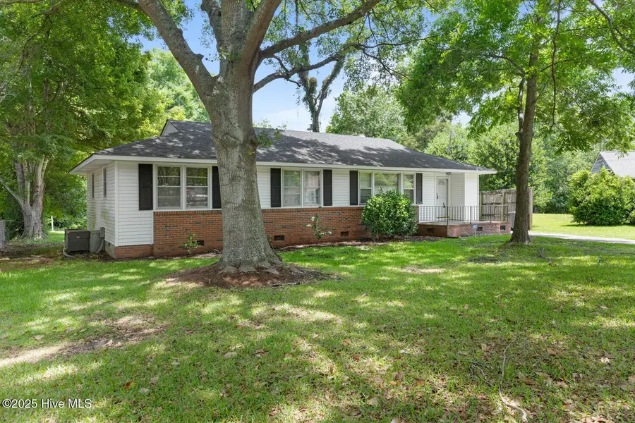 407 Hickory Court, Jacksonville, NC 28540 - Image #2