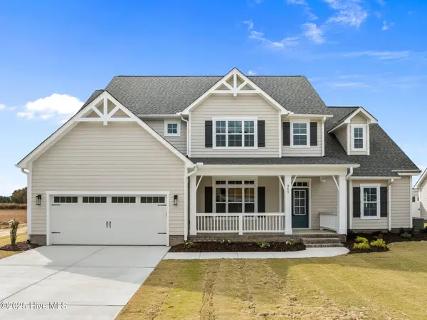 984 Hunter Grace Drive, Winterville, NC 28590