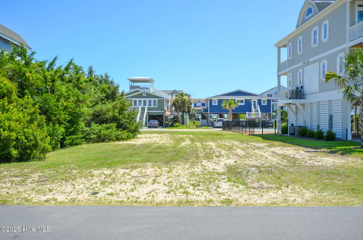 1038 Tide Ridge Drive, Holden Beach, NC 28462 - Image #1