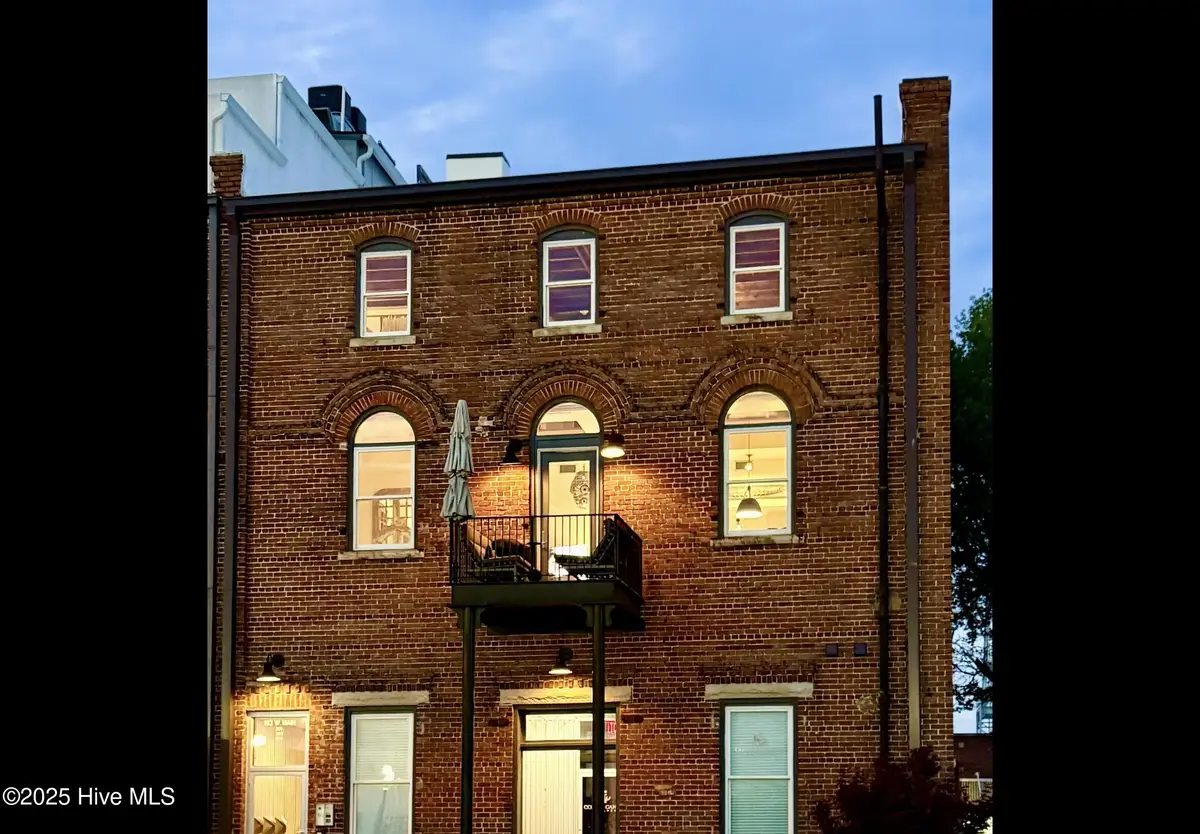 183 W Main Street #205, Washington, NC 27889 - Image #1