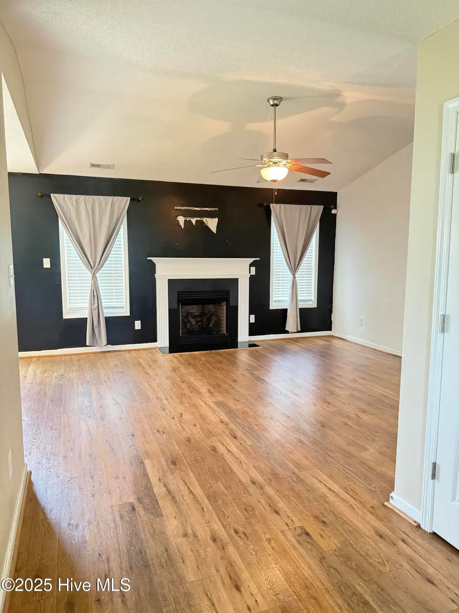 102 Harmony Way, Richlands, NC 28574 - Image #2