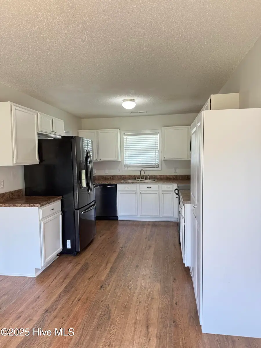 102 Harmony Way, Richlands, NC 28574 - Image #3