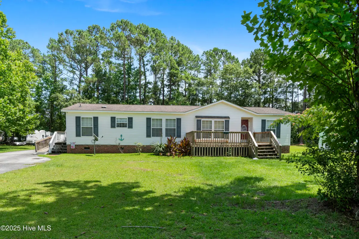 118 Woodland Drive, Swansboro, NC 28584 - Image #1