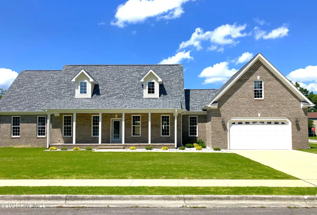 407 King Richard Court, Jacksonville, NC 28546 - Image #1