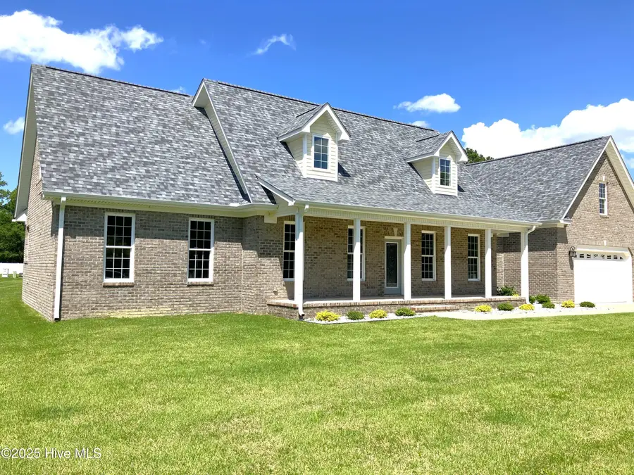 407 King Richard Court, Jacksonville, NC 28546 - Image #3