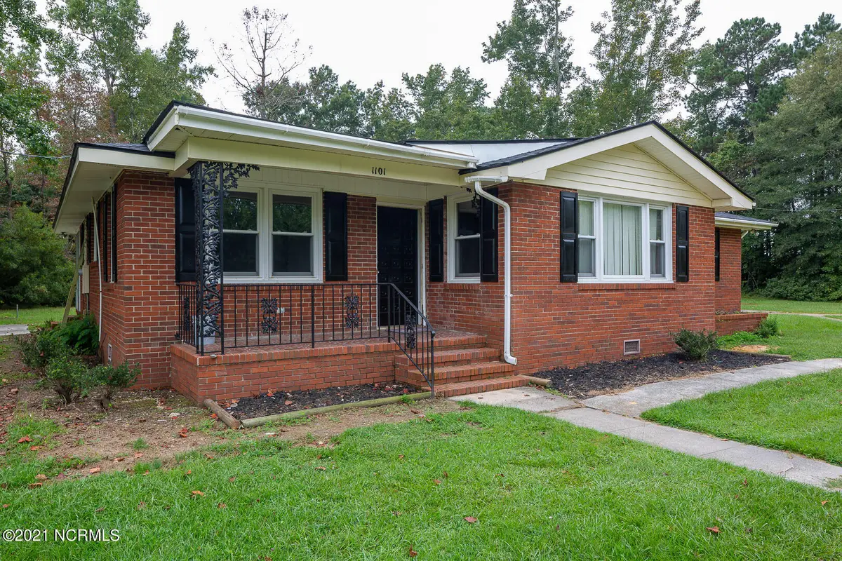 1101 Bullard Street, Roseboro, NC 28382 - Image #1