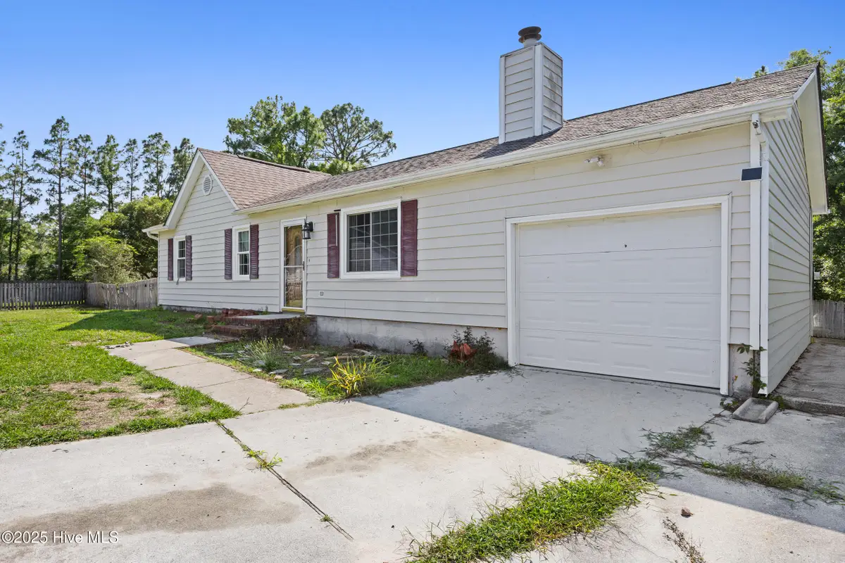 608 Calabash Drive, Hubert, NC 28539 - Image #1