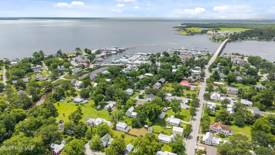 509 Academy Street, Oriental, NC 28571 - Image #2