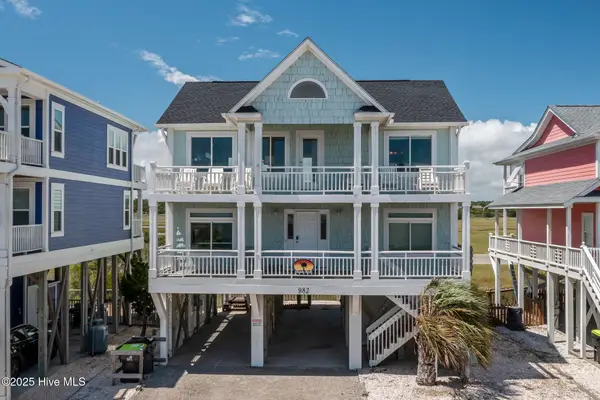 982 Ocean Boulevard W, Holden Beach, NC 28462