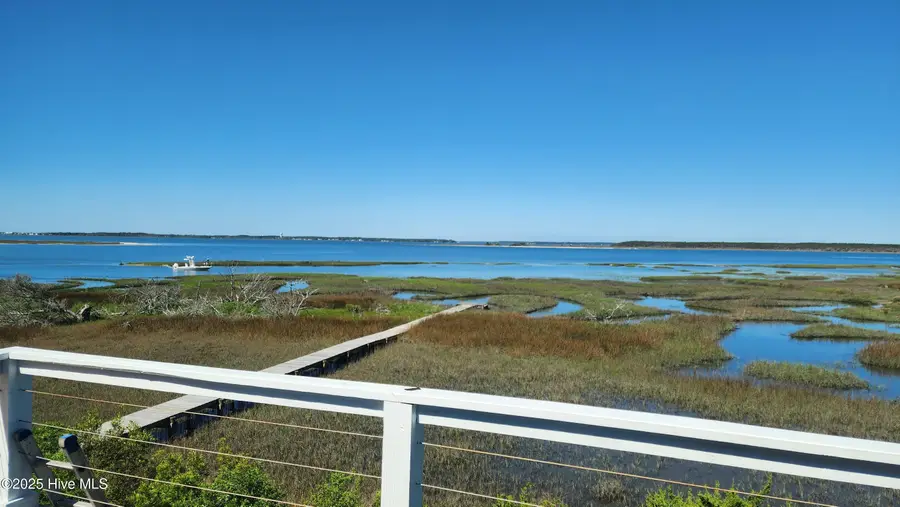 166 Heron Point Road, Beaufort, NC 28516 - Image #2