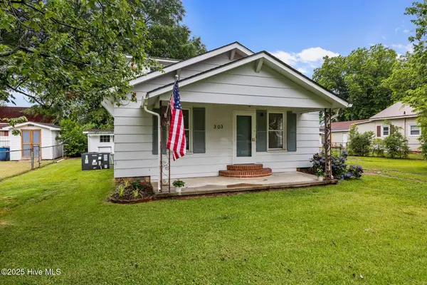 303 N Watauga Avenue, Dunn, NC 28334