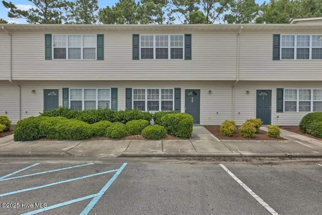 25 Pirates Cove Drive, Swansboro, NC 28584 - Image #1