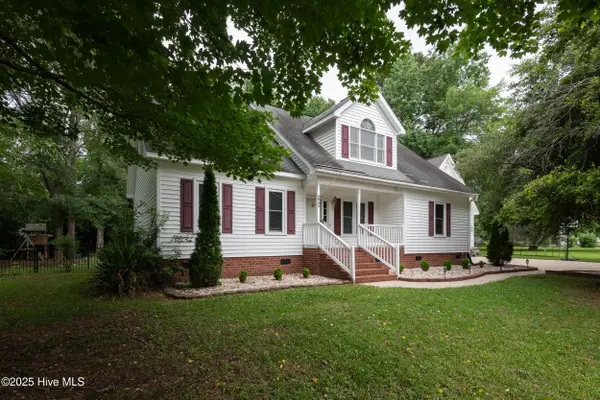 830 Driftwood Drive, Greenville, NC 27858