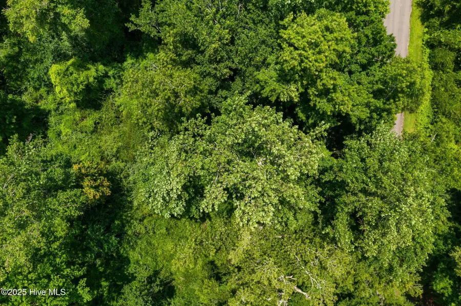 108 Tradewinds Road, Newport, NC 28570 - Image #2